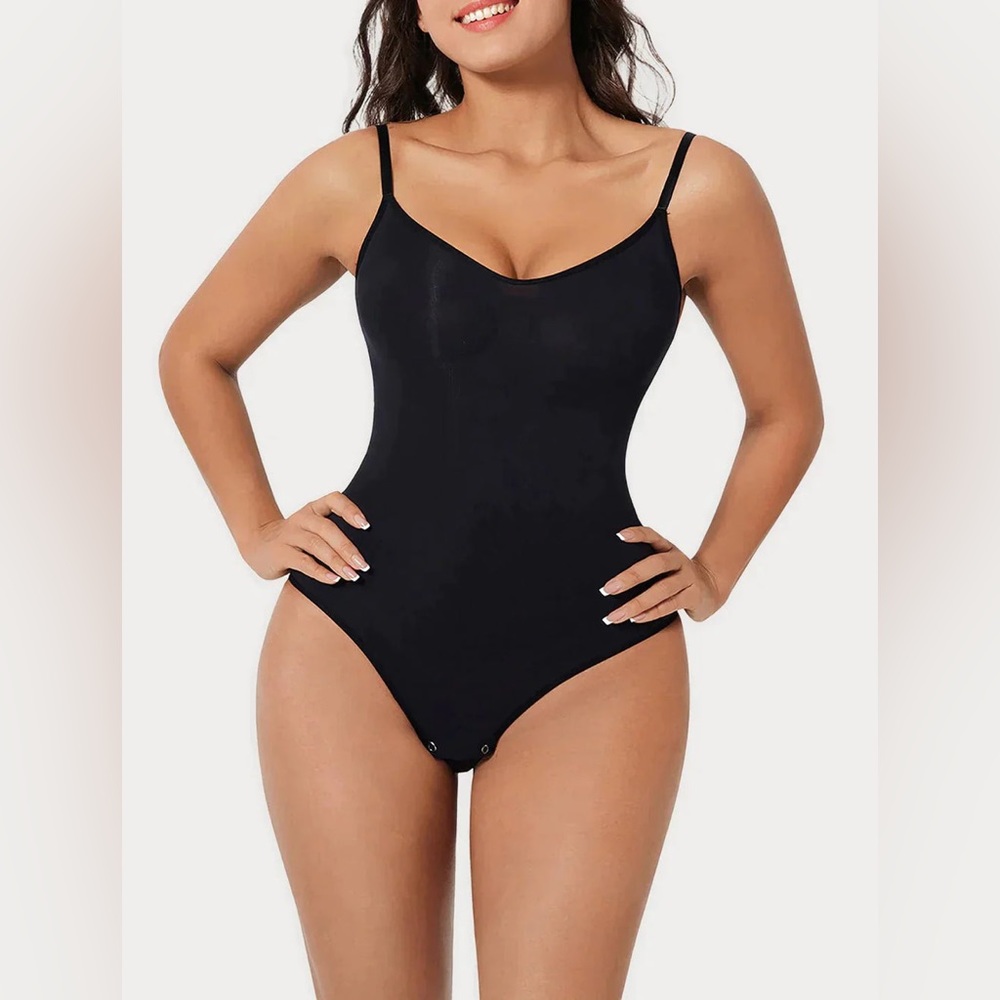 3026/6182 HeyShape Snatched Shapewear Bodysuit in Black
